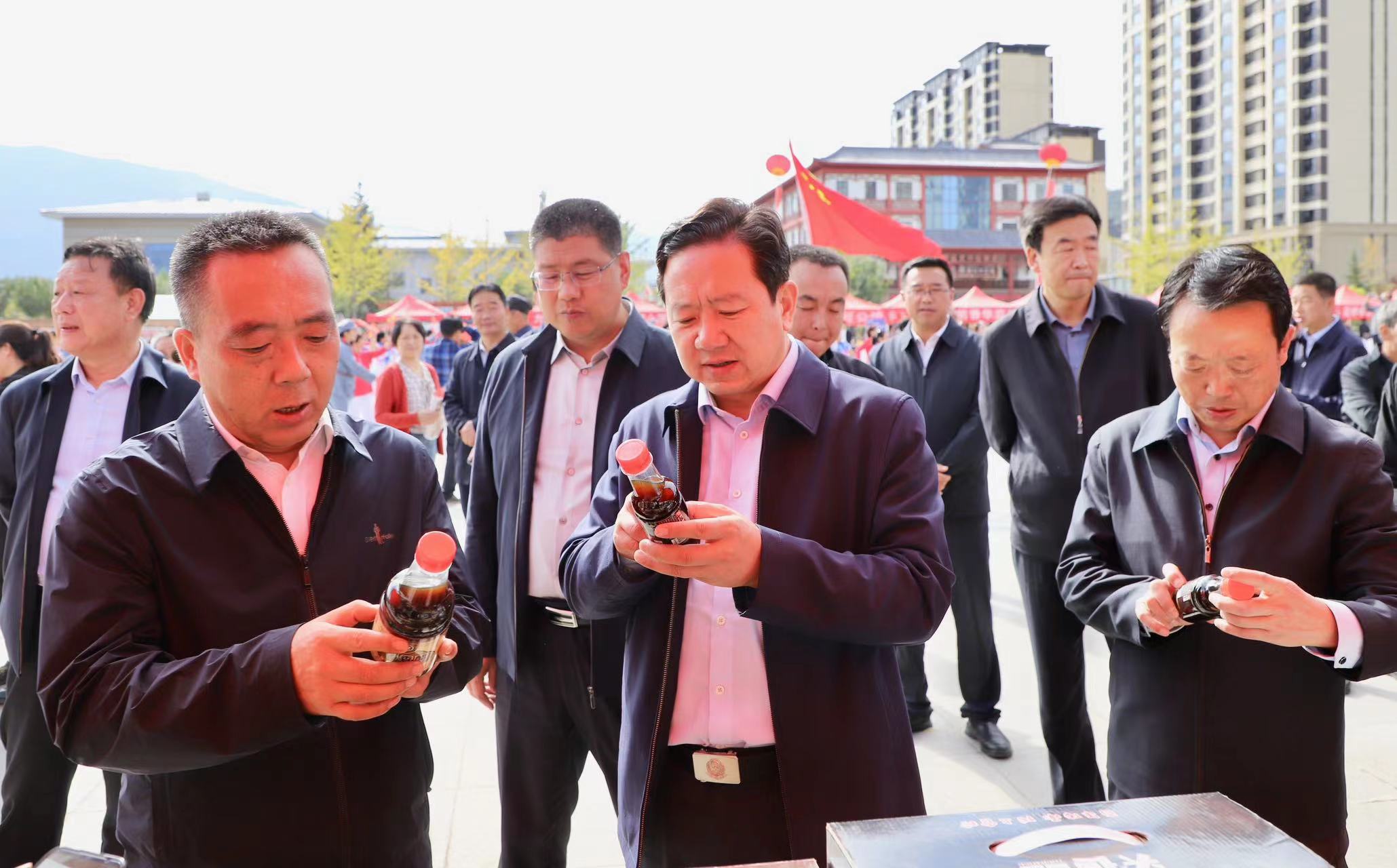 1695898489498046693.jpg 53eff712d697ec306d2fce373e2a66c.jpg