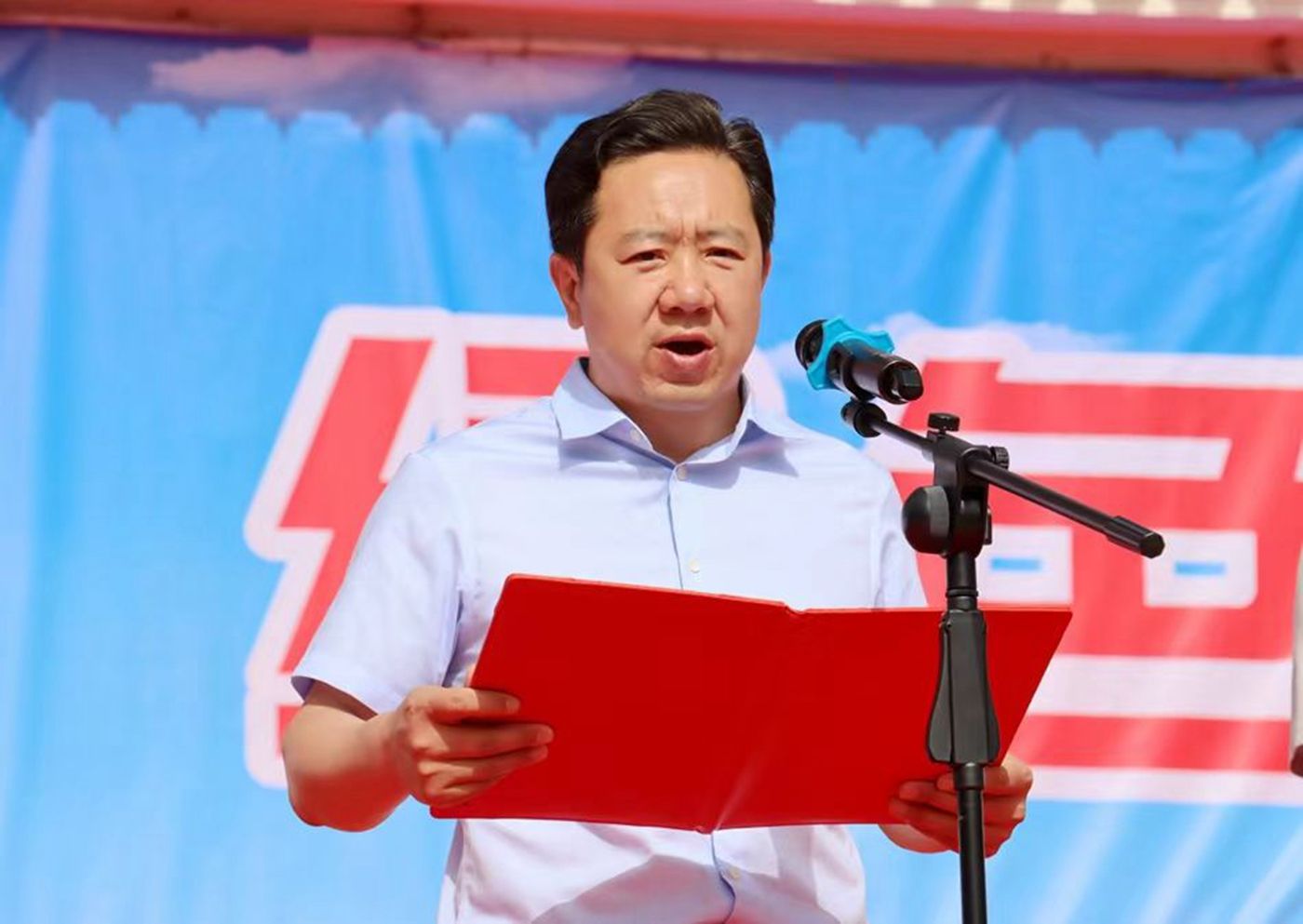 县委副书记,县长,县禁毒委主任王志成出席活动并致辞,县委常委,政法委