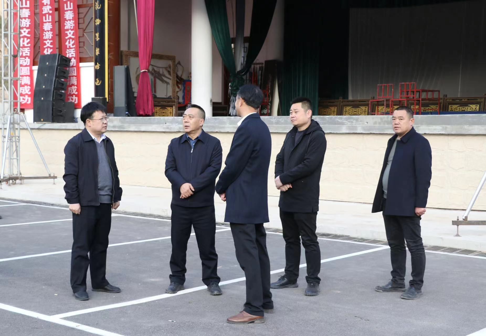 王新强检查指导2024年十有武山春游文化活动图